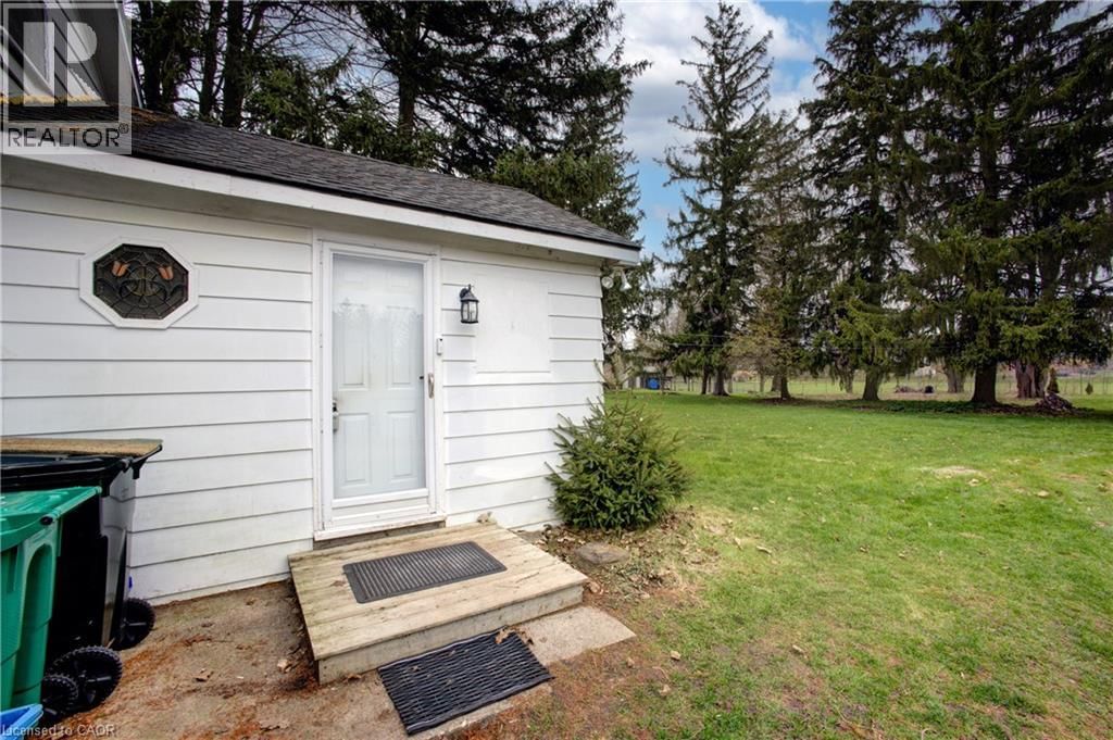 1408 BRIDGE STREET Image 23