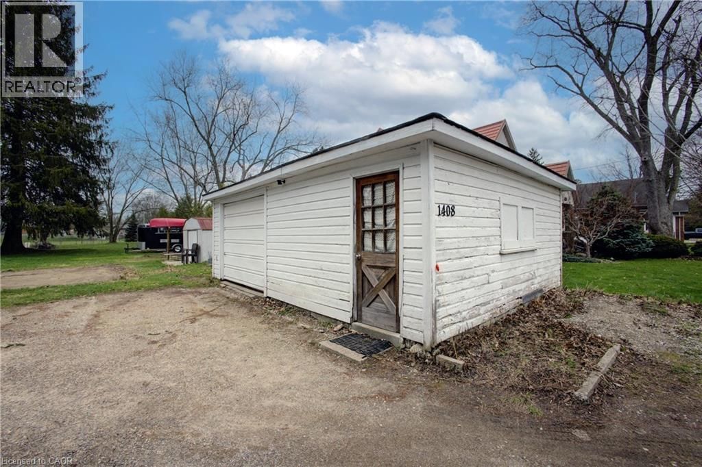 1408 BRIDGE STREET Image 24