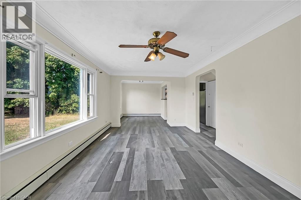 2918 UPPER JAMES STREET Image 8