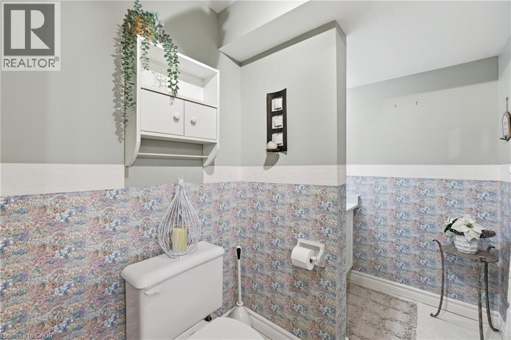 3 - 175 FIDDLERS GREEN ROAD Image 23