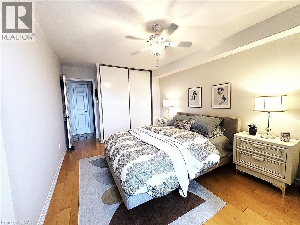 1407 - 301 FRANCES AVENUE Image 13