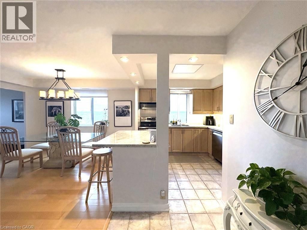 1407 - 301 FRANCES AVENUE Image 4