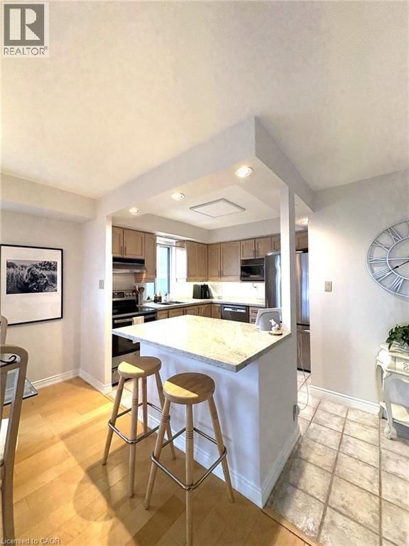 1407 - 301 FRANCES AVENUE Image 6