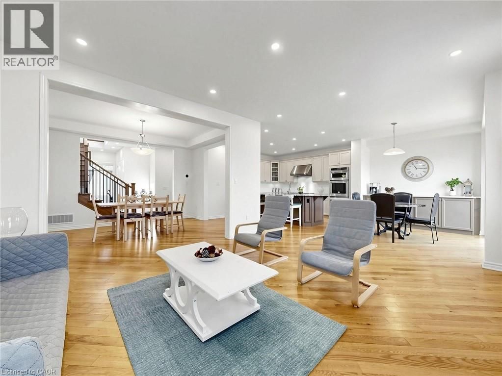 1229 SWEETFERN CRESCENT Image 7