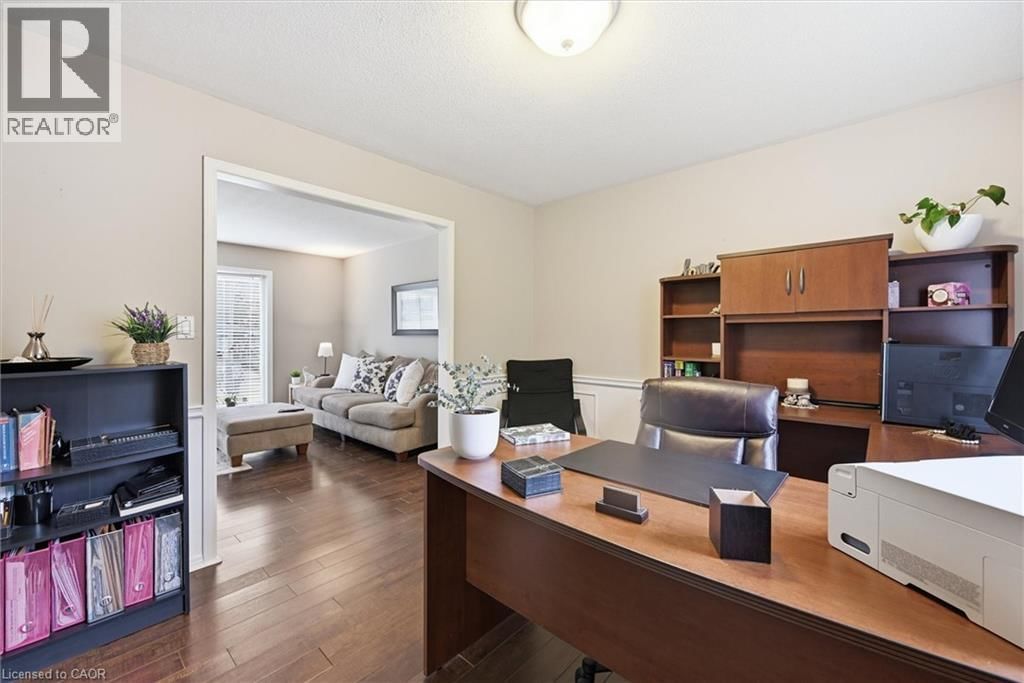 62 TERRACE DRIVE Image 10