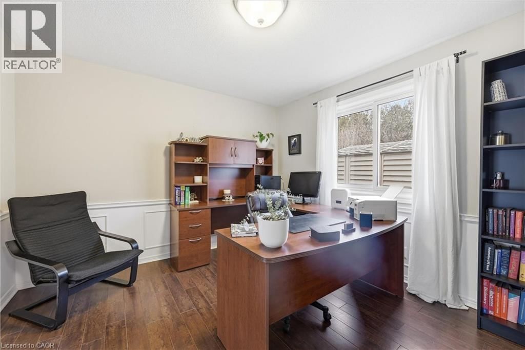 62 TERRACE DRIVE Image 11