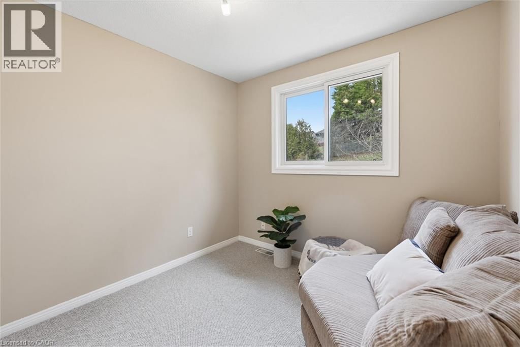 62 TERRACE DRIVE Image 29