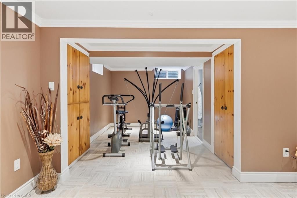 62 TERRACE DRIVE Image 41