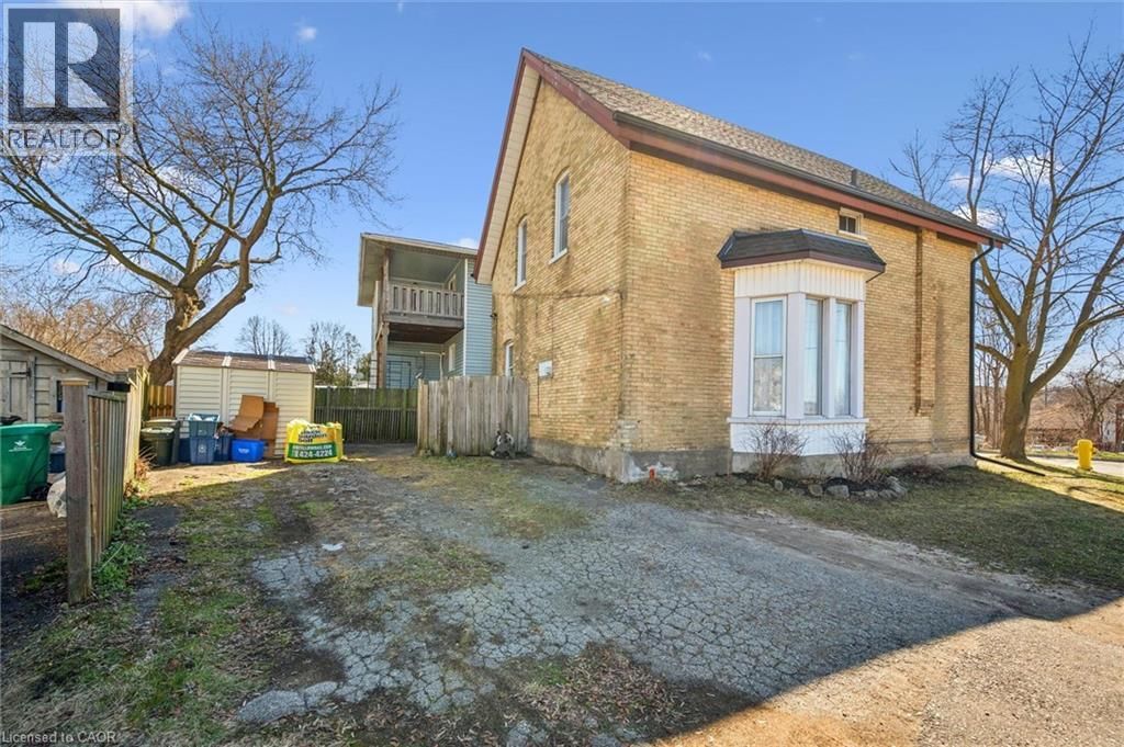 101 WELLINGTON SOUTH Image 26