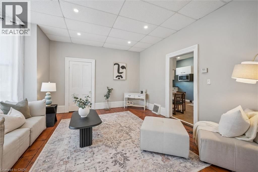 101 WELLINGTON SOUTH Image 6