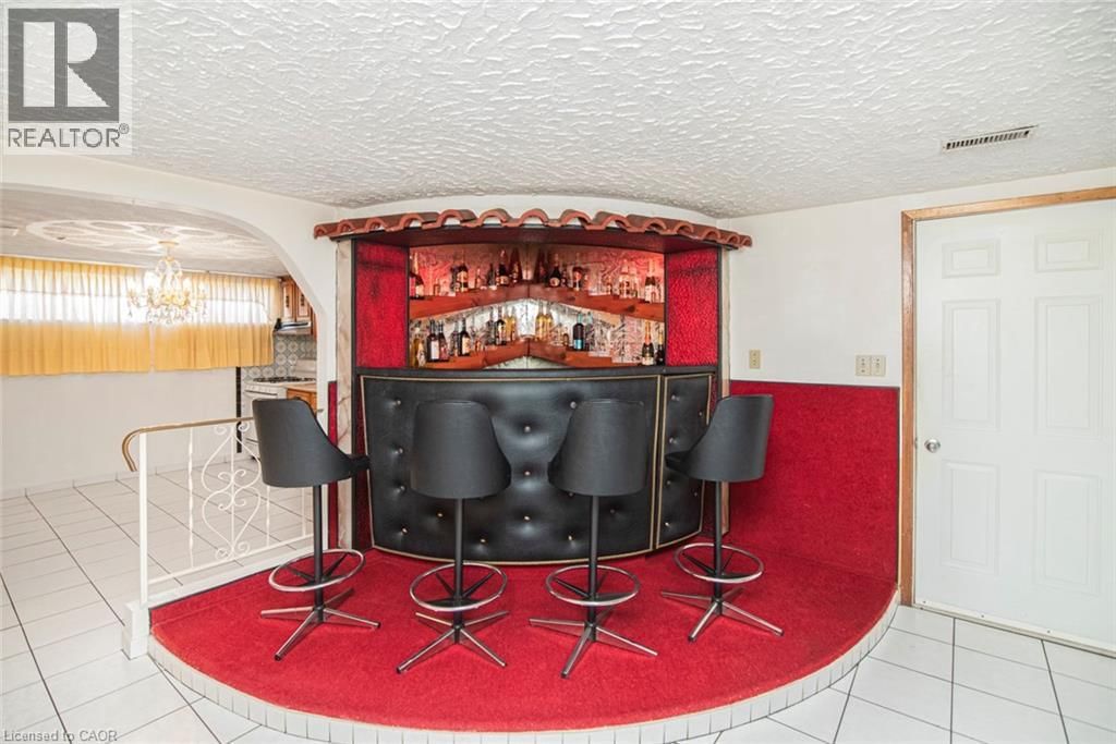 31 ADAIR AVENUE Image 29