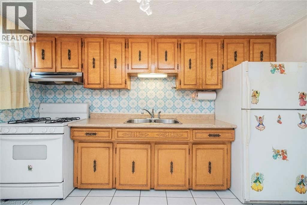 31 ADAIR AVENUE Image 34