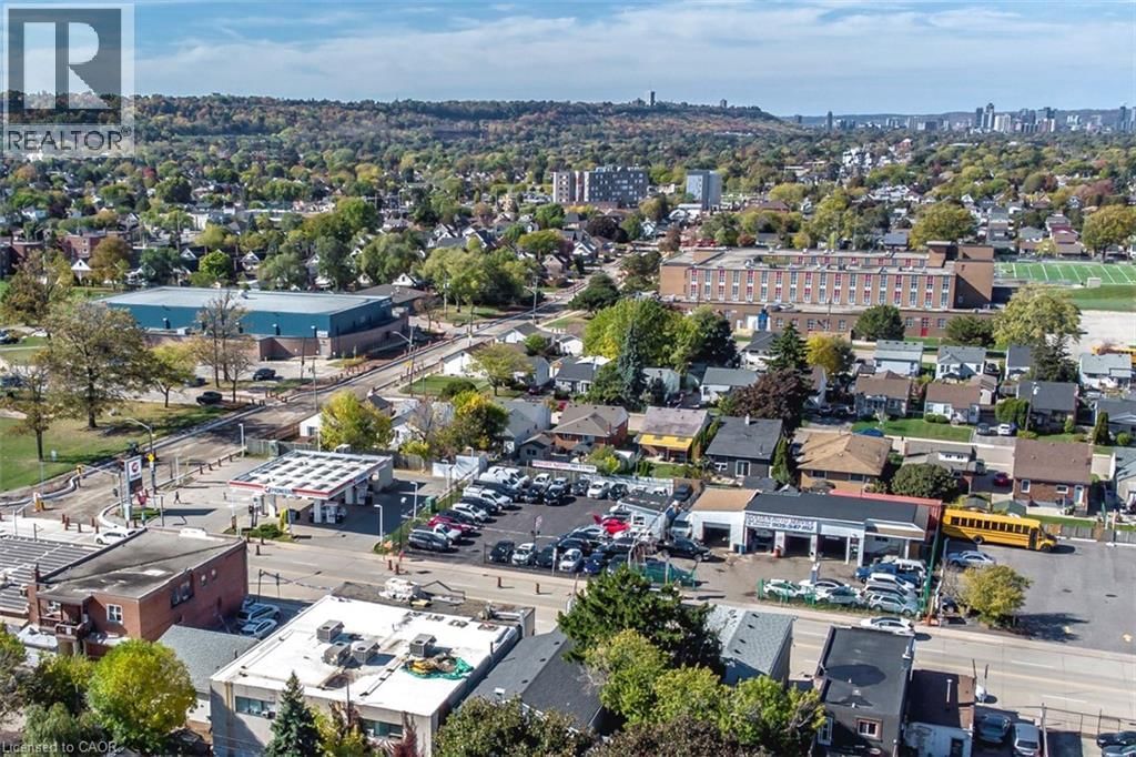 31 ADAIR AVENUE Image 46