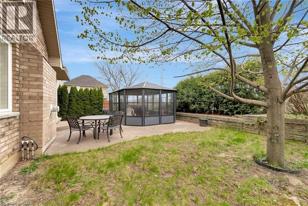 188 BLUE MOUNTAIN DRIVE Image 24