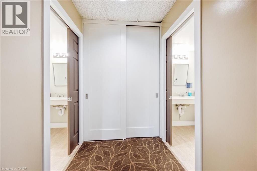 1010 - 265 WESTCOURT PLACE Image 36