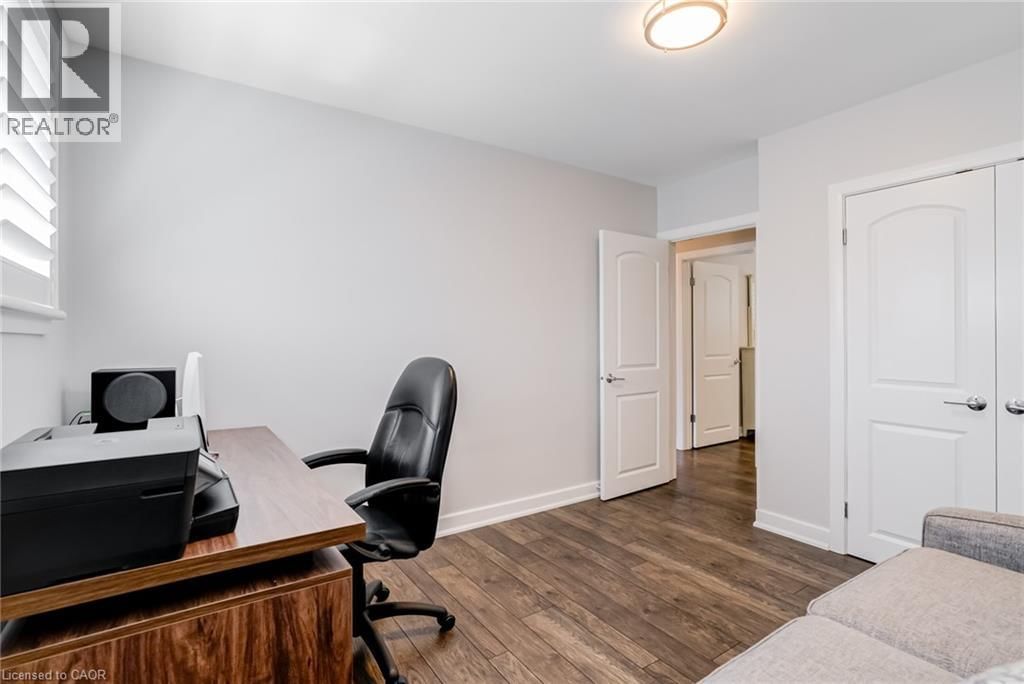 5 ALBERT STREET EAST Image 21