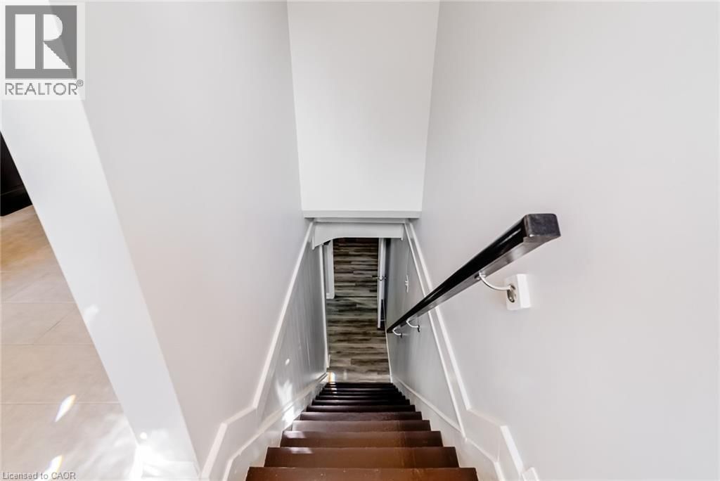 5 ALBERT STREET EAST Image 24