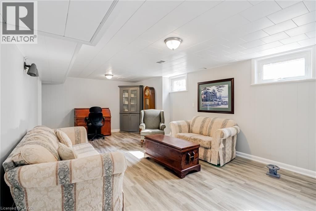 5 ALBERT STREET EAST Image 27