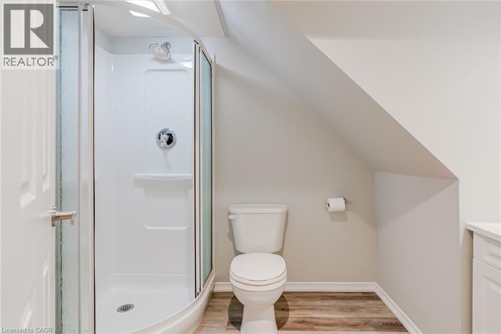 5 ALBERT STREET EAST Image 32