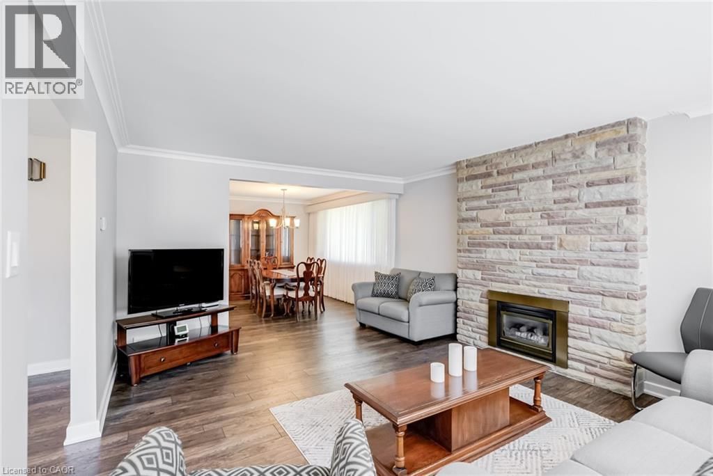 5 ALBERT STREET EAST Image 8