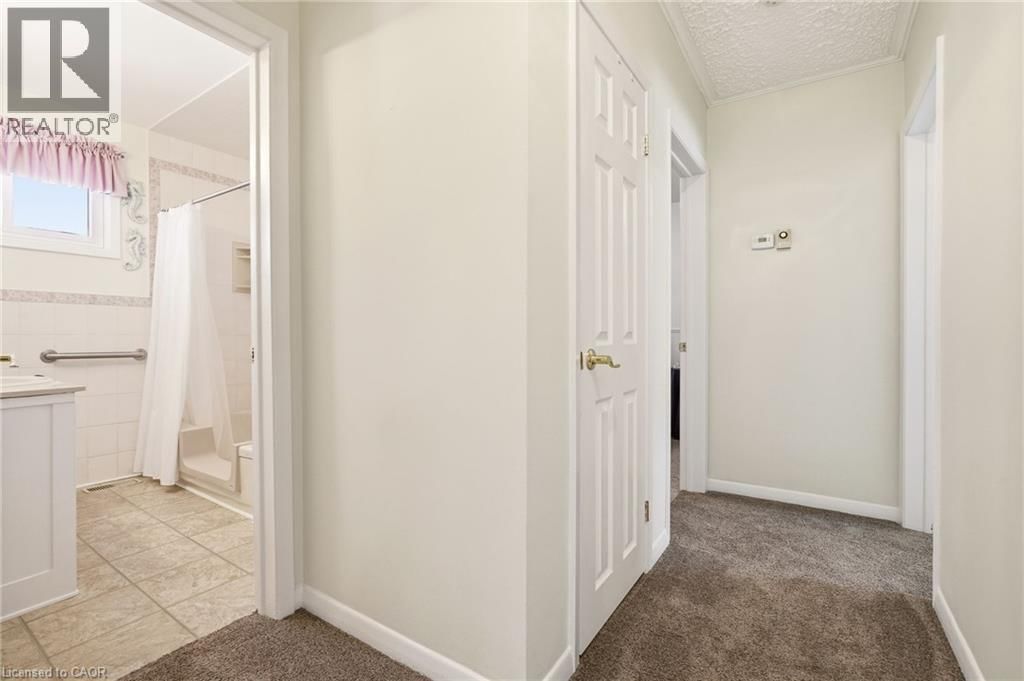 491 WARMINSTER DRIVE Image 12