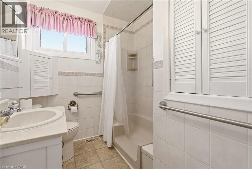 491 WARMINSTER DRIVE Image 16