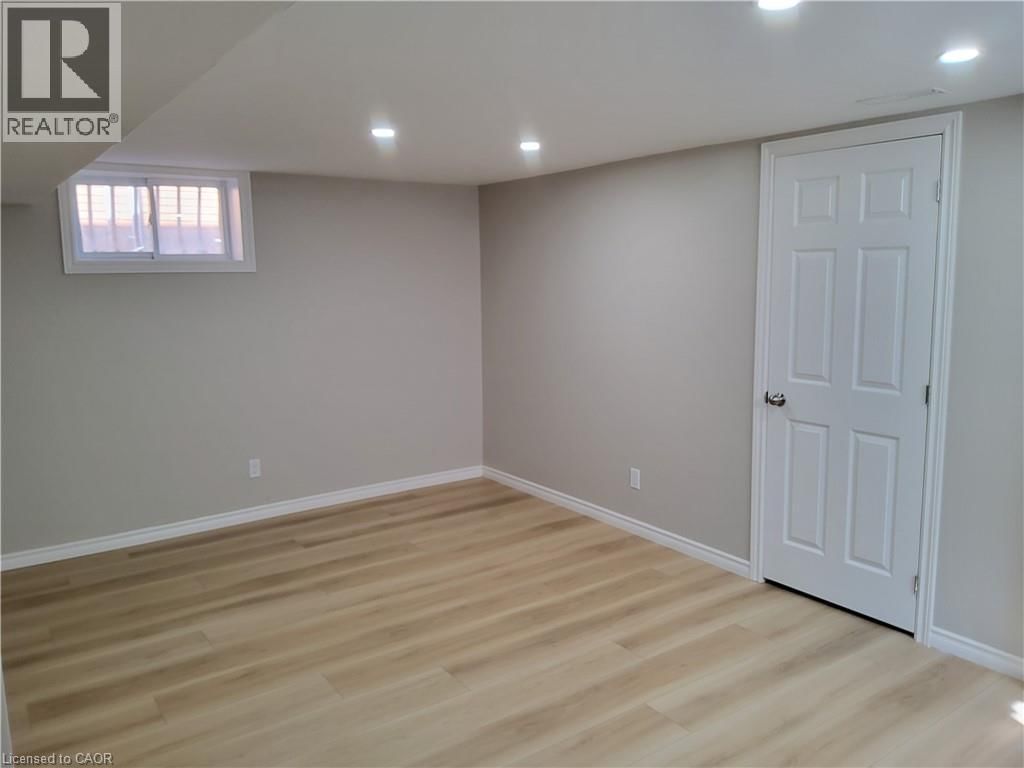 545 QUEBEC STREET Image 12