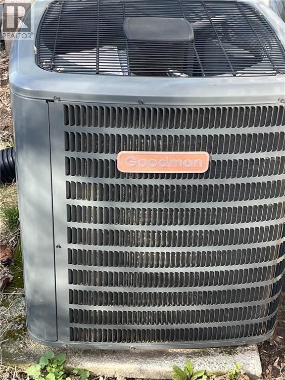 545 QUEBEC STREET Image 21