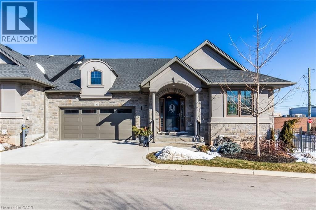 4 - 3757 ST. PETER AVENUE Image 1