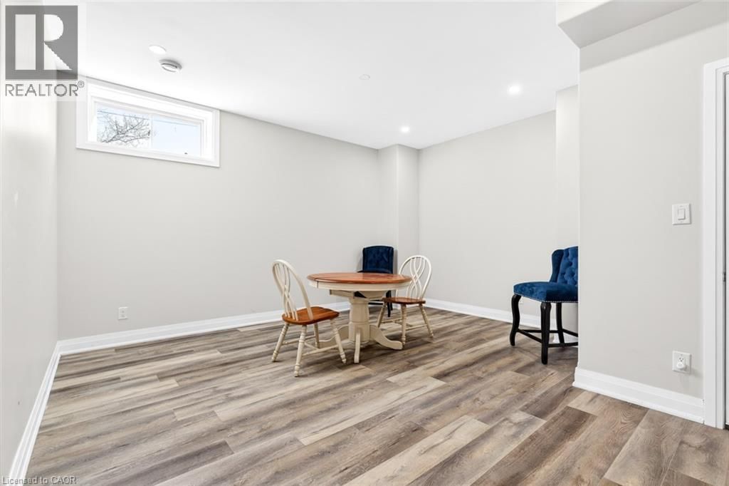 4 - 3757 ST. PETER AVENUE Image 28