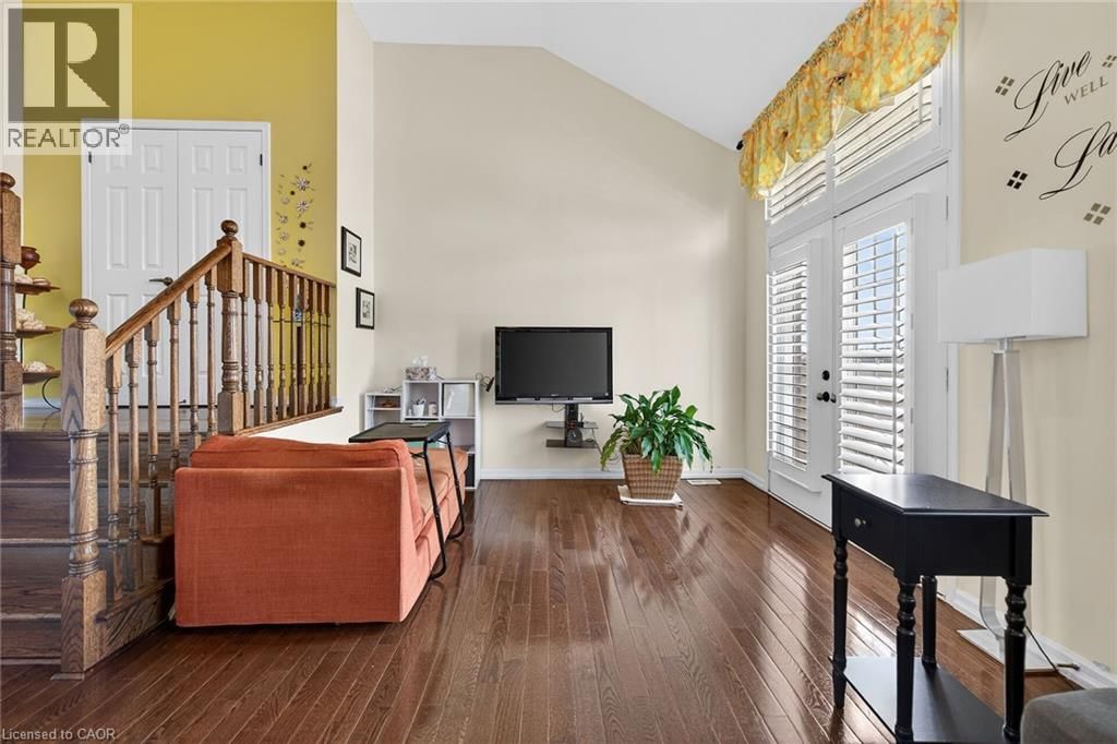 97 SIRENTE DRIVE Image 25