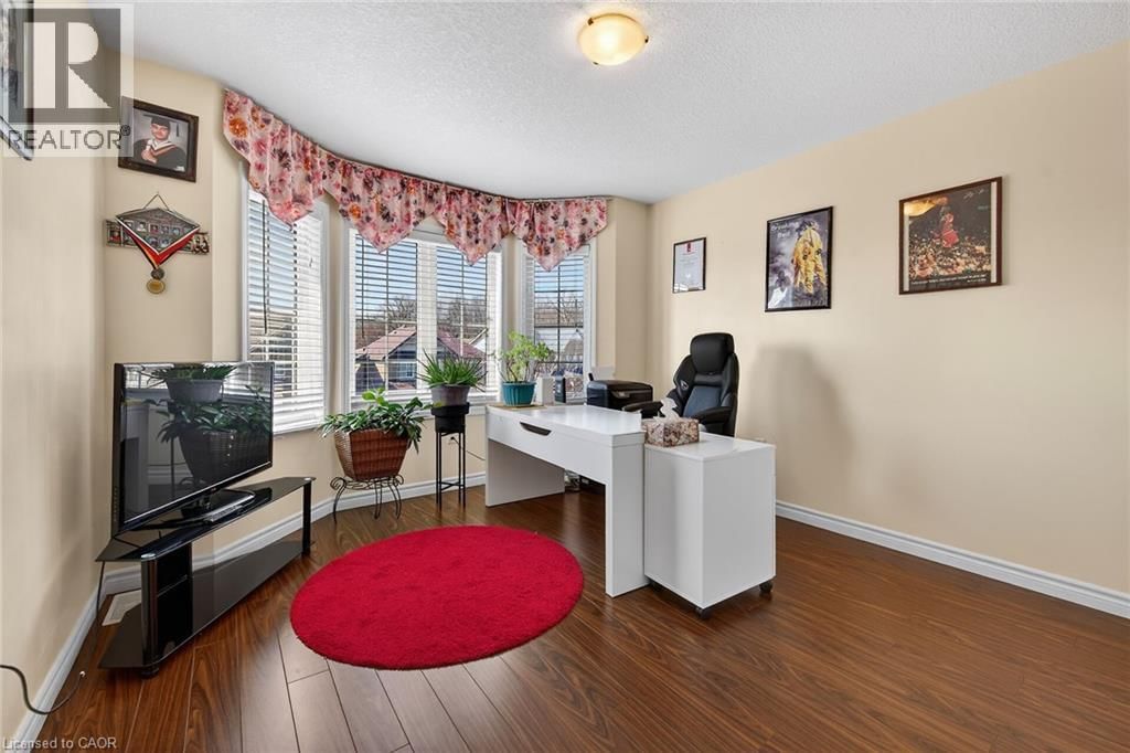 97 SIRENTE DRIVE Image 31