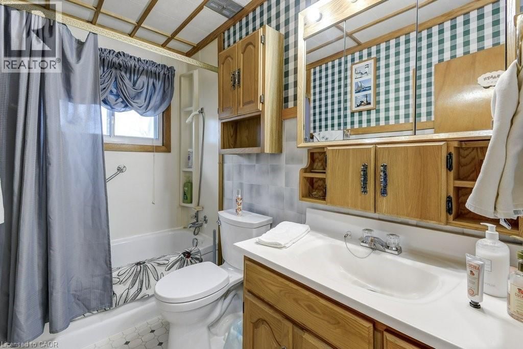 440 INMAN ROAD Image 23