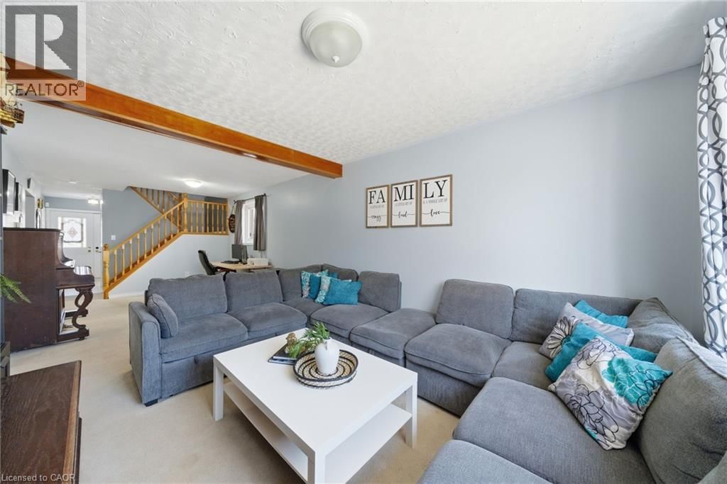 15 FINCH PLACE Image 11