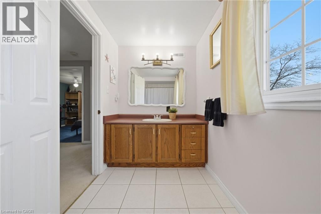 15 FINCH PLACE Image 25