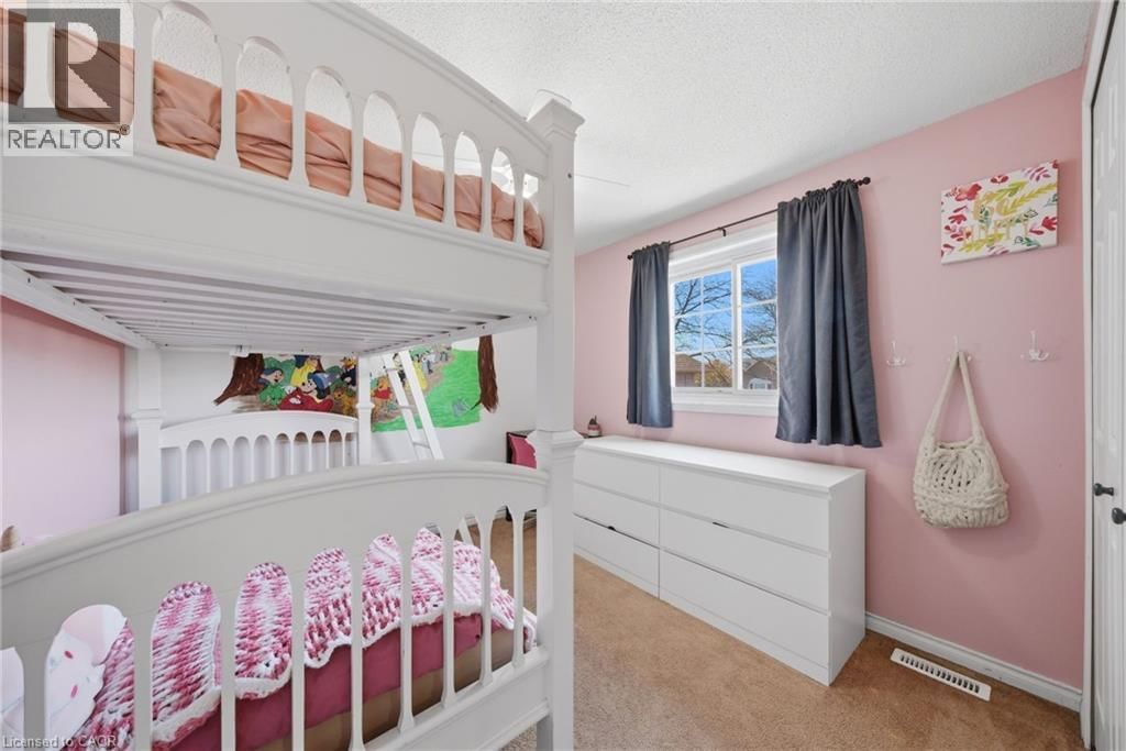 15 FINCH PLACE Image 26