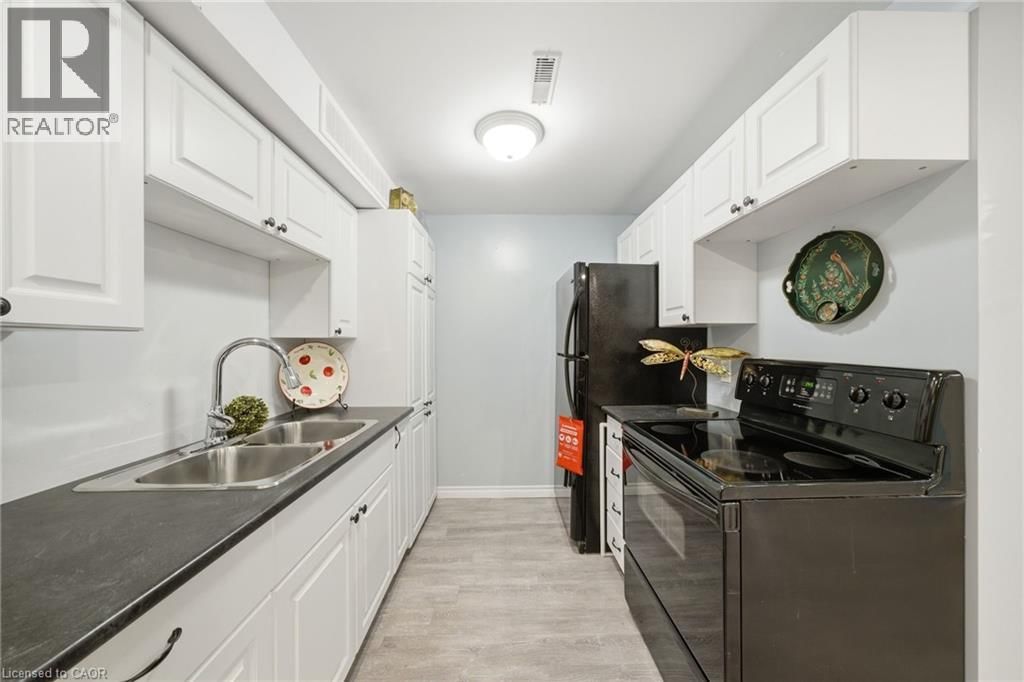 15 FINCH PLACE Image 33