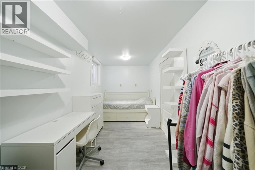 15 FINCH PLACE Image 38