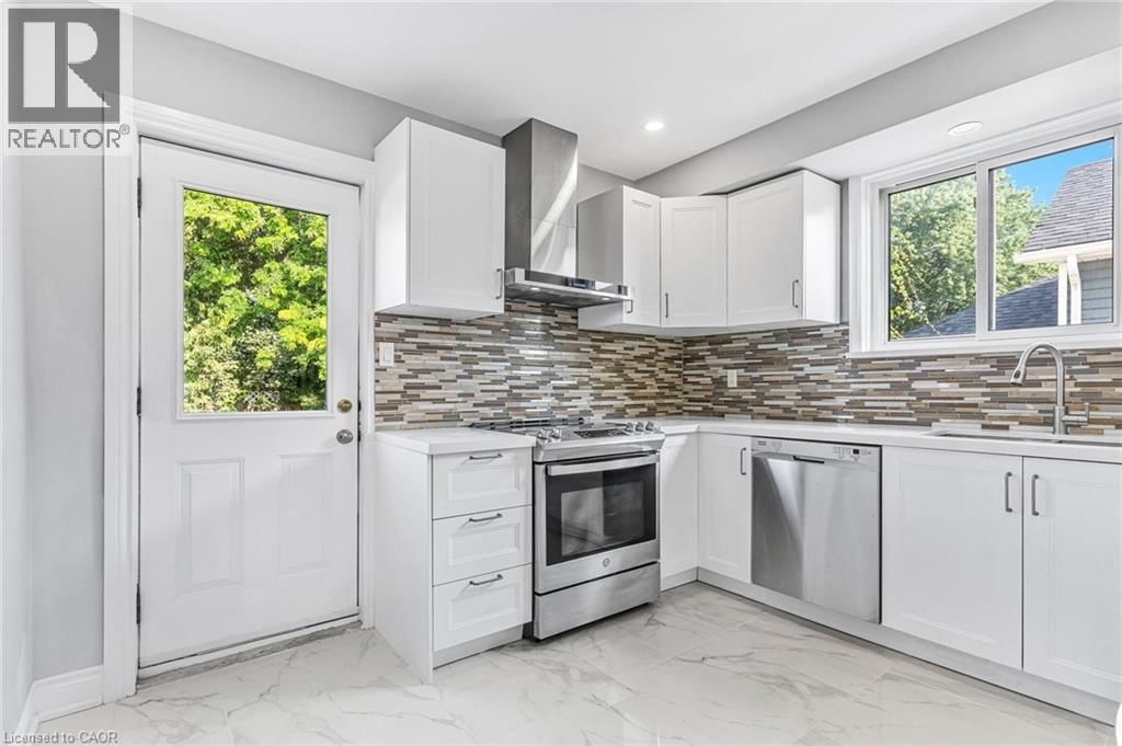 146 CRAIGROYSTON ROAD Image 10