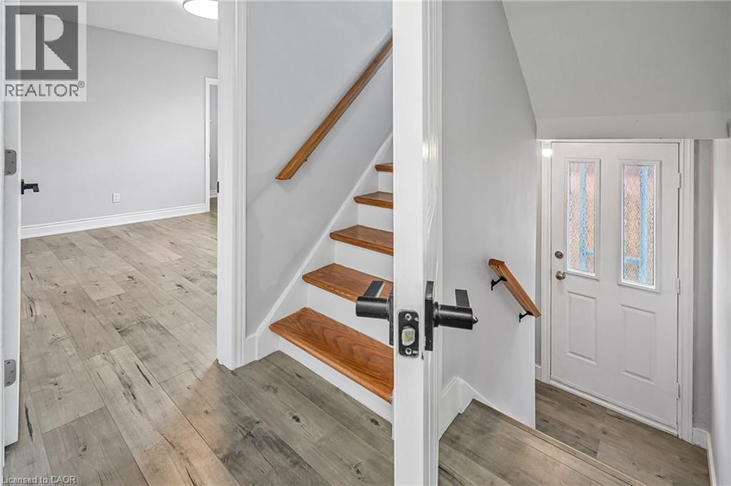 146 CRAIGROYSTON ROAD Image 19