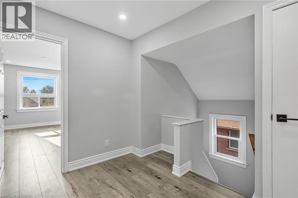 146 CRAIGROYSTON ROAD Image 23