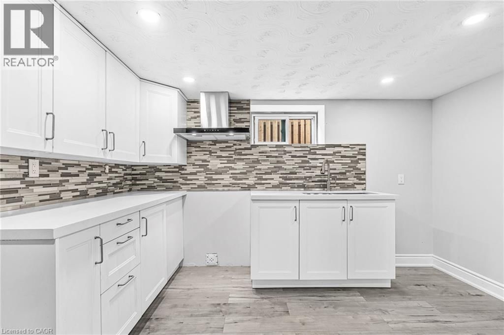 146 CRAIGROYSTON ROAD Image 34