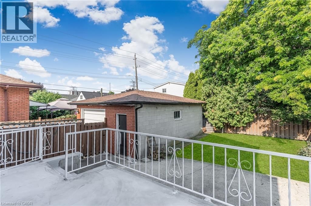 146 CRAIGROYSTON ROAD Image 45