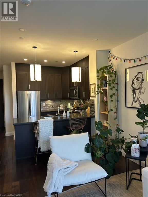 315 - 101 LOCKE STREET Image 1