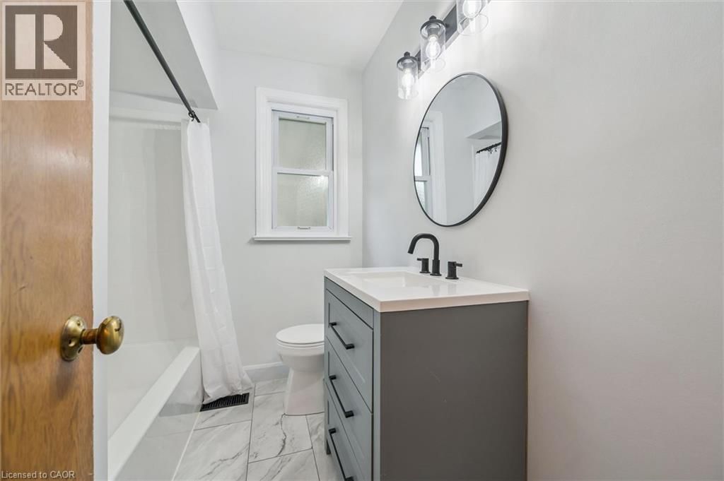 543 PHILIP CRESCENT Image 20