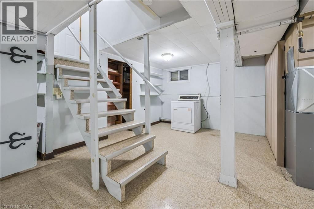 543 PHILIP CRESCENT Image 29