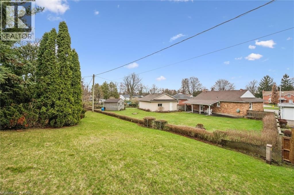 543 PHILIP CRESCENT Image 40