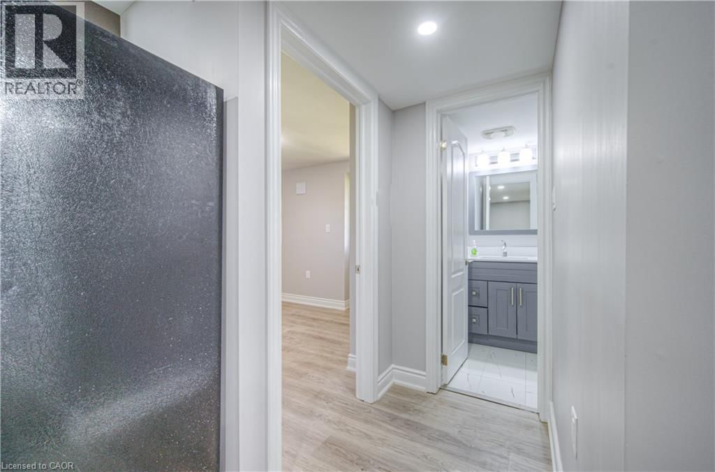 279 DIXON STREET Image 34