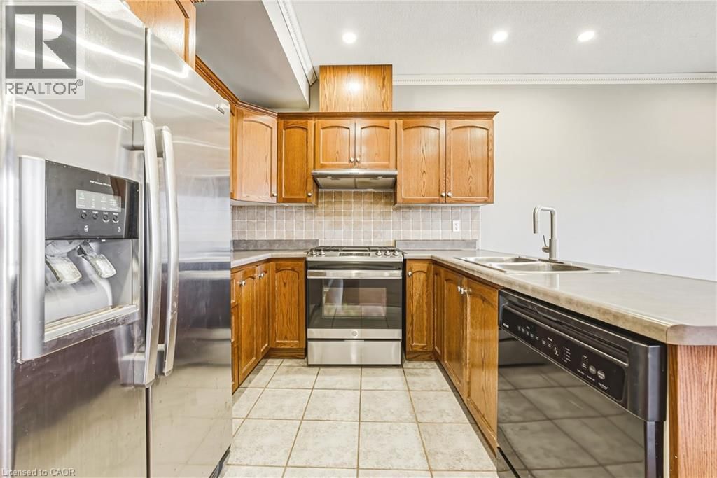 14 - 2 HARBOUR DRIVE Image 10