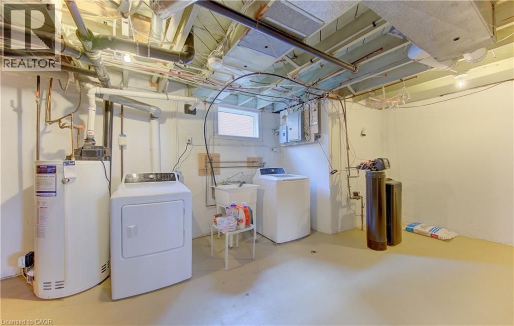 329 GUELPH STREET Image 31